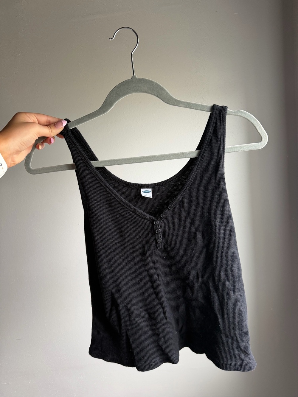 Old Navy Black Ribbed Henley Tank
